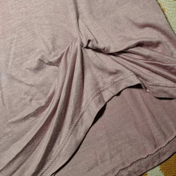 Glitz mauve knotted tee NWOT - Picture 6 of 8